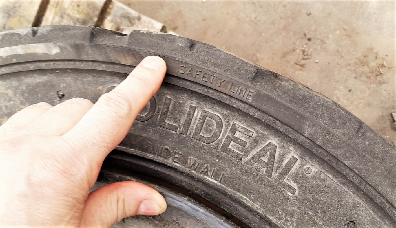 sostituire le gomme del carrello 2